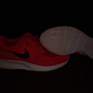 Nike kaishi